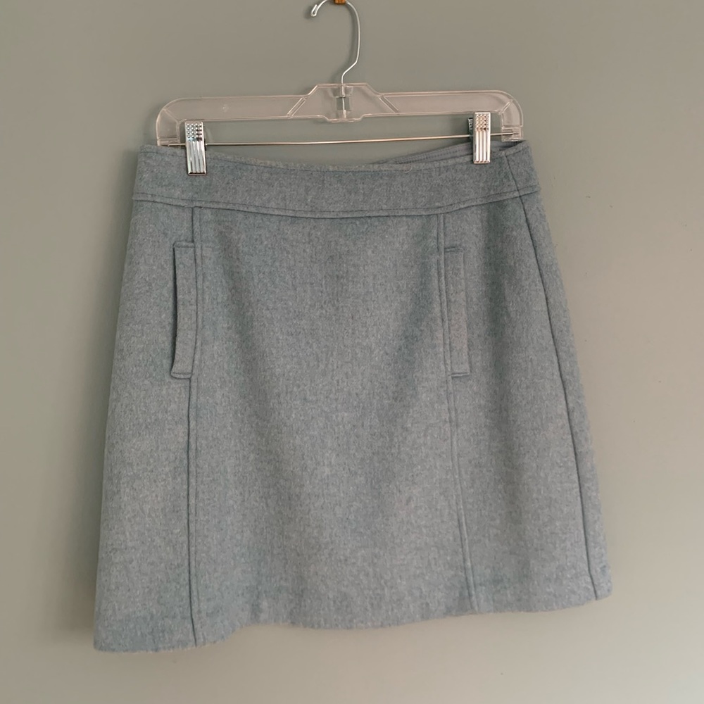 WOMENS  LIGHT BLUE A LINE MINI SKIRT LOFT SIZE US 4